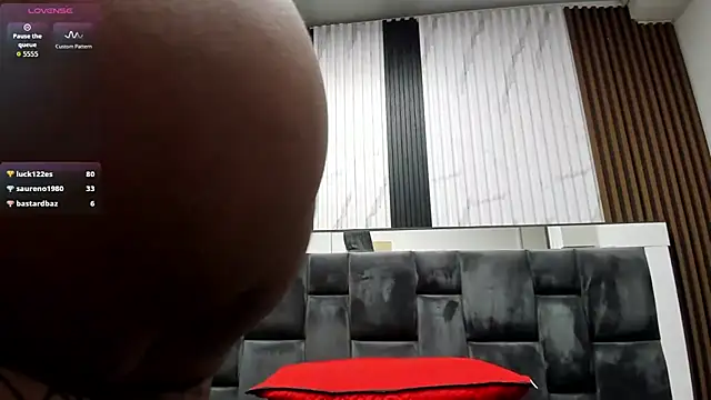 DAYANA_BIG_COCK live sex cam