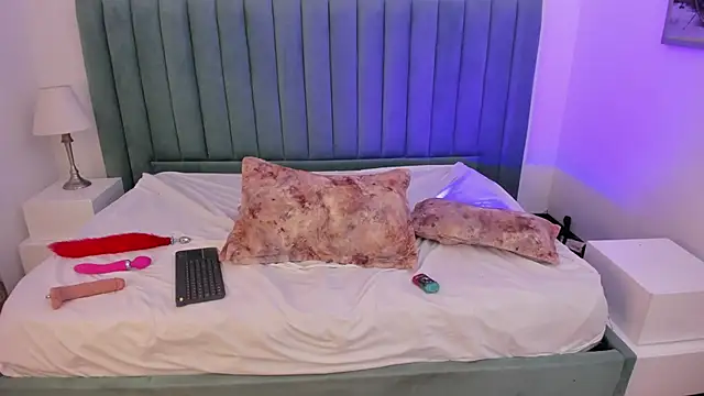 CleoColliva_ live sex cam