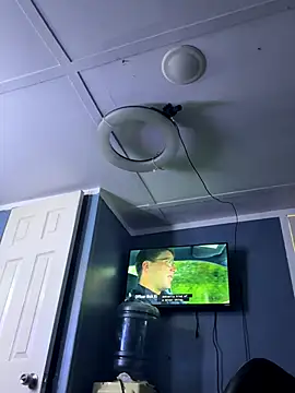 sexyhotstud12's cam snapshot