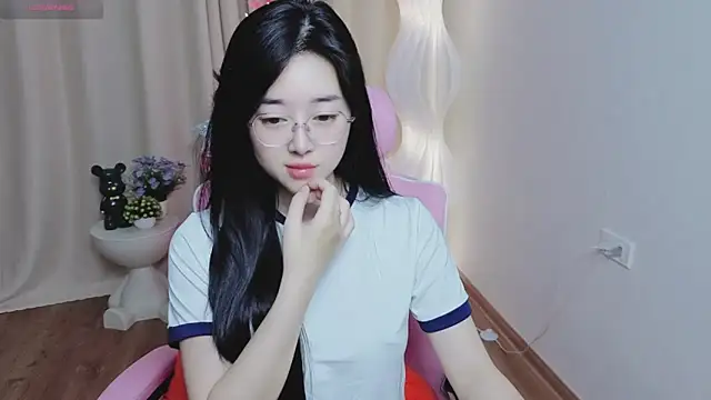 Miu-999 live sex cam