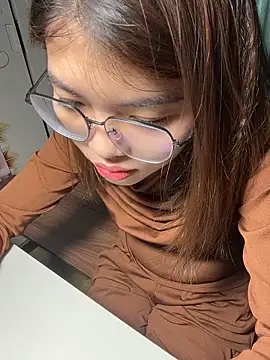 lonelygirl_k2's cam snapshot