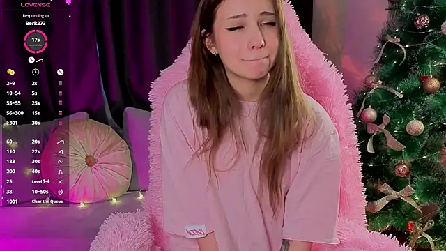 Alice_loft's cam snapshot