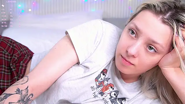 EngelFugler's cam snapshot