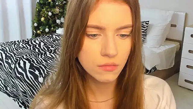 Erica_Kiss's cam snapshot