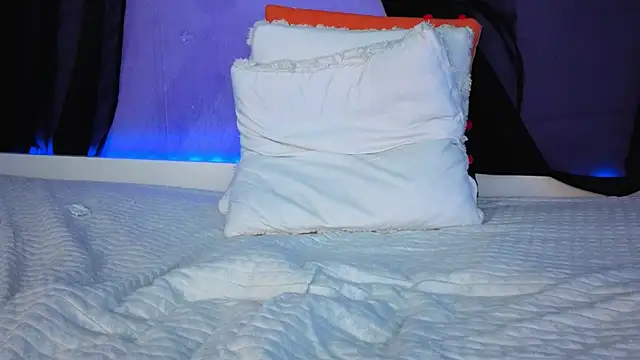 Scarlettsrorm live sex cam