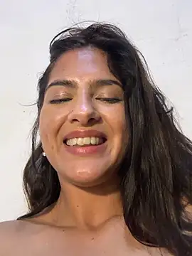 chicachocolate01 live sex cam