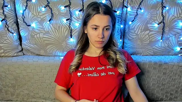 MaggieCake's cam snapshot