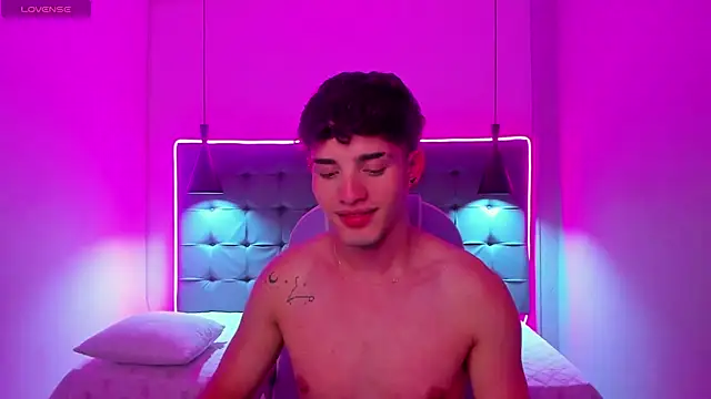 AlejooTwink's cam snapshot