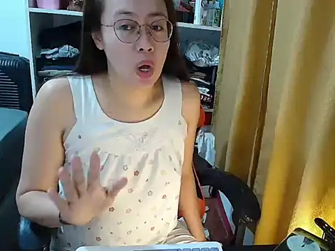 crizzybel's cam snapshot