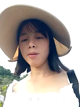 Lukyclover's cam snapshot