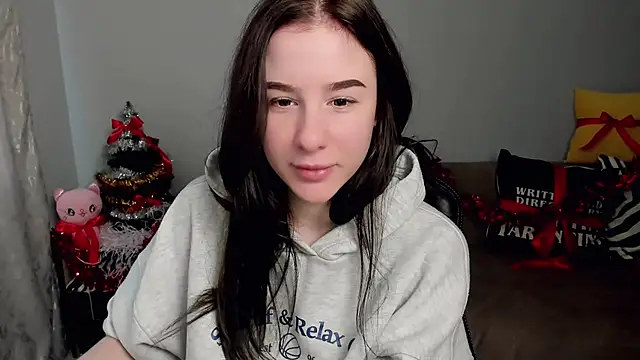 MoonShineShine's cam snapshot