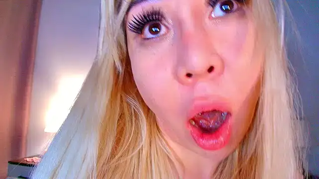 Yulianna_Smith's cam snapshot