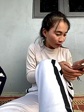 pitty_mymi's cam snapshot