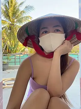 BabyThree_'s cam snapshot