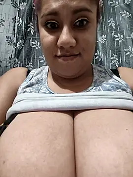 federica_bigboobs's cam snapshot