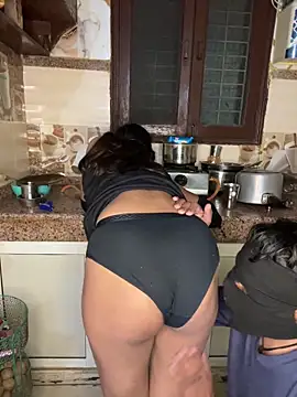 HOT-CUPAL22's cam snapshot