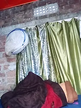 PRIYA_BOBITA's cam snapshot