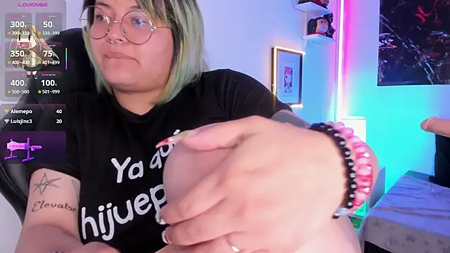 lucky-leah's cam snapshot