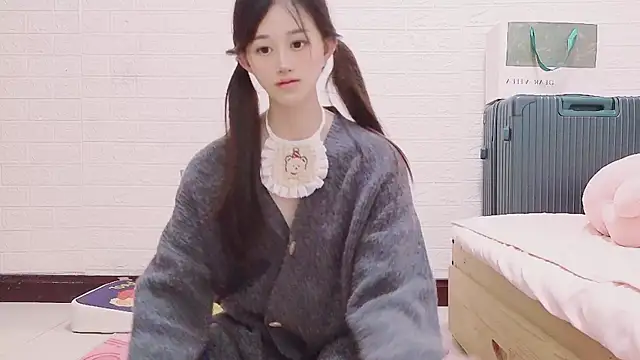 marina-cutegirll's cam snapshot