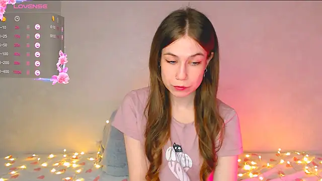 KiraHoney_'s cam snapshot