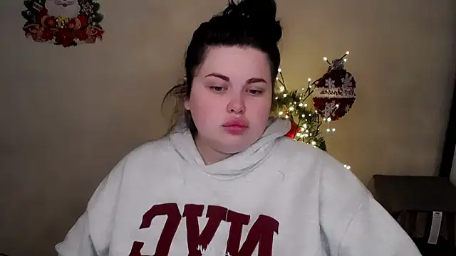 Emily_Mo's cam snapshot