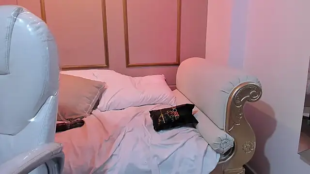 PerlaPreciosa live sex cam