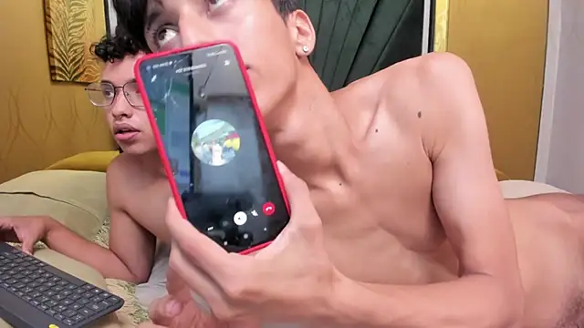 wildboy22_'s cam snapshot