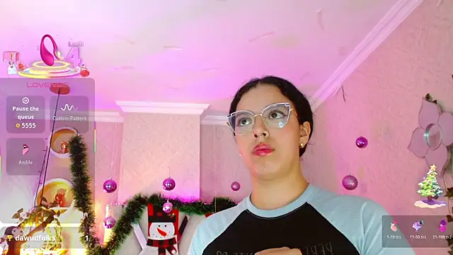 Aurora_Brownn's cam snapshot