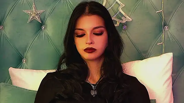 BeverlyMost's cam snapshot