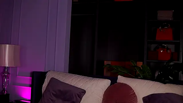 Monique_Celeste's cam snapshot