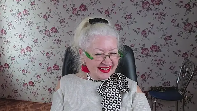 Maya_Mayflower's cam snapshot