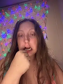 TheFishWife's cam snapshot