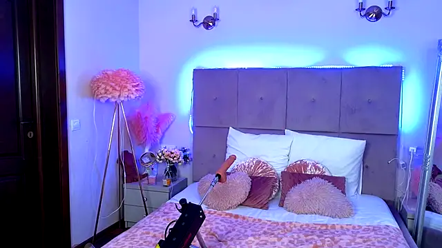 Nicole_Bond's cam snapshot