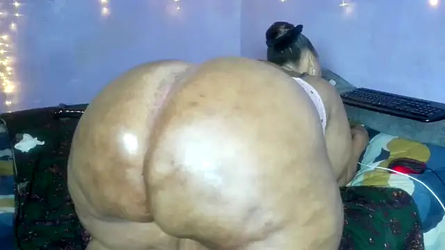 wilmaassylum's cam snapshot