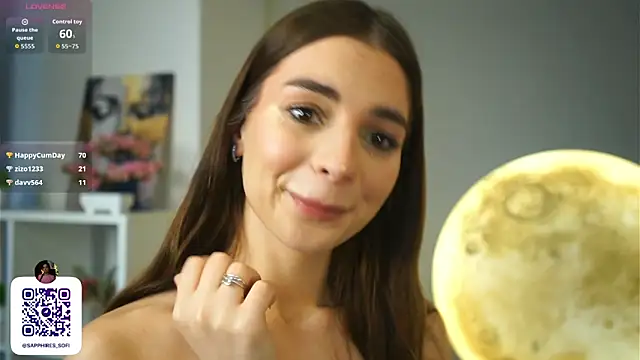 LauraHansil live sex cam