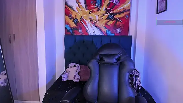 Anna_valerious7 live sex cam