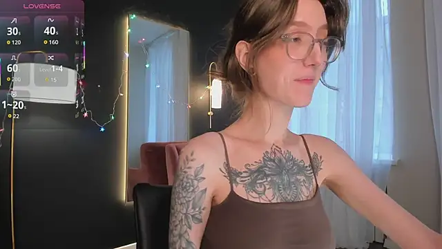 Lola_Missy's cam snapshot