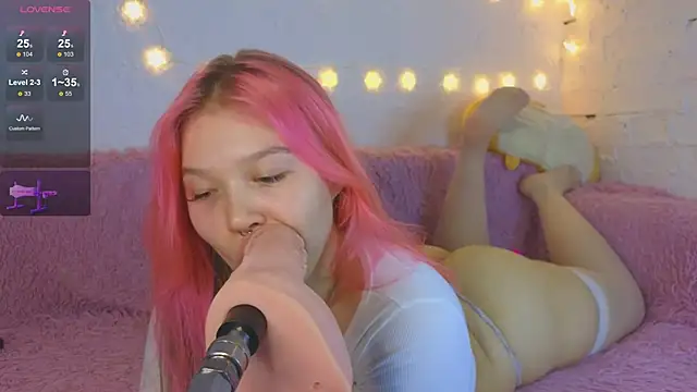 May_aster live sex cam