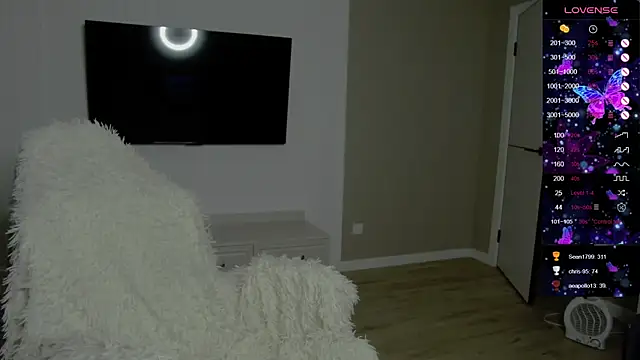 Holly_Molii live sex cam