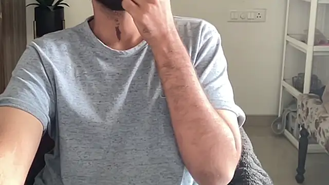 MakeMeAwareAah's cam snapshot