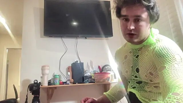 andrenoma427's cam snapshot