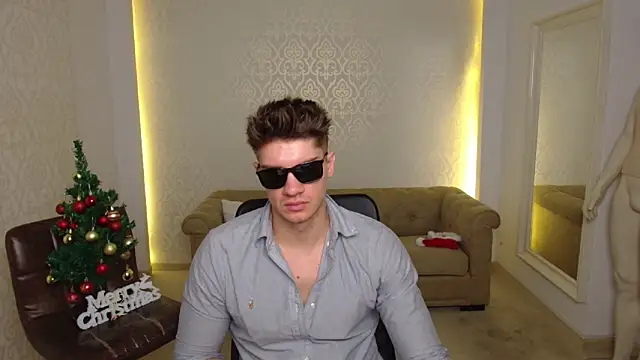 MaxKaiden's cam snapshot