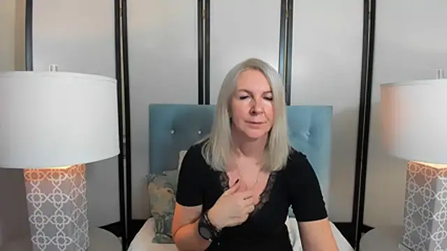 EricaTop's cam snapshot