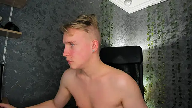 AlexxSweet's cam snapshot