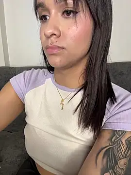 Isabella-Teen's cam snapshot