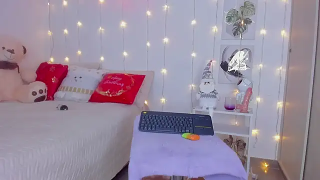 Nataly_evans18's cam snapshot