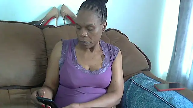 Hotcougar's cam snapshot