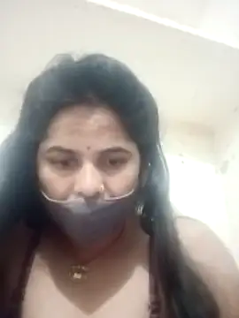 JULEE-740's cam snapshot