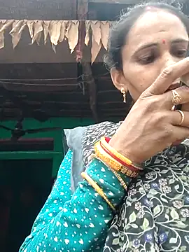 Pooja750's cam snapshot