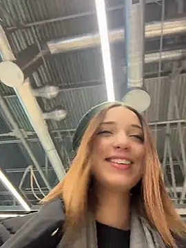 DollyTall live sex cam